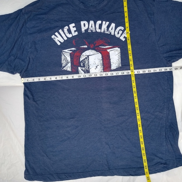 Walnut & 39th Holiday Tee Shirt Christmas Festive Loungewear Casual Unisex Party - Picture 8 of 11